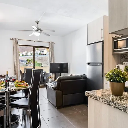 Apartmán Panoramic 2 Bed Penthouse Los Cristianos (Tenerife)
