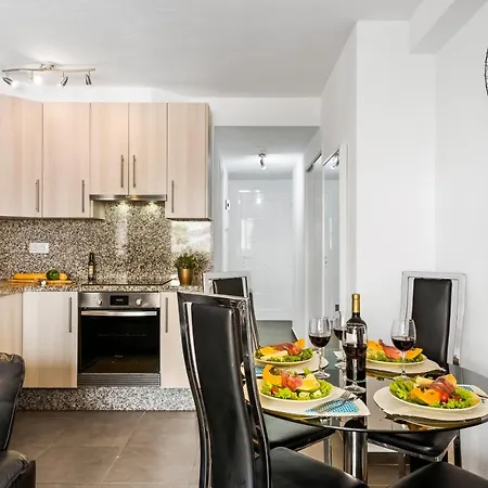 Panoramic 2 Bed Penthouse Apartmán *