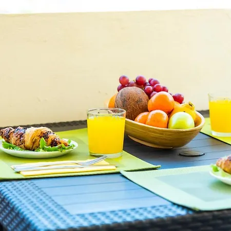 Panoramic 2 Bed Penthouse Apartamento Los Cristianos (Tenerife)