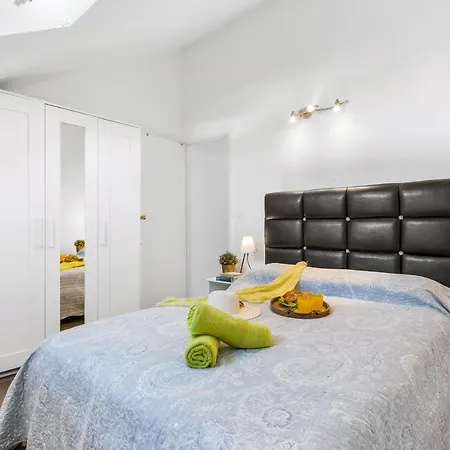 Panoramic 2 Bed Penthouse