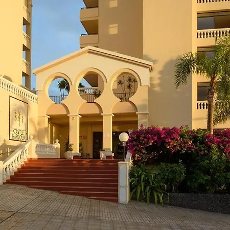 Panoramic 2 Bed Penthouse Los Cristianos (Tenerife)